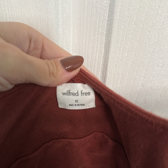 Aritzia Wilfred Free Tank Top in Rust - Picture 3 of 3